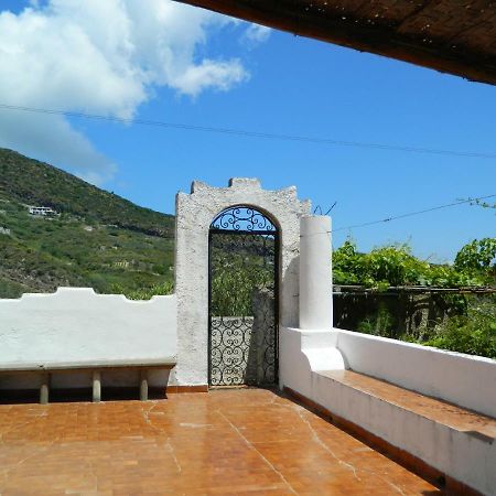 Villa Amore Lipari  Eksteriør billede